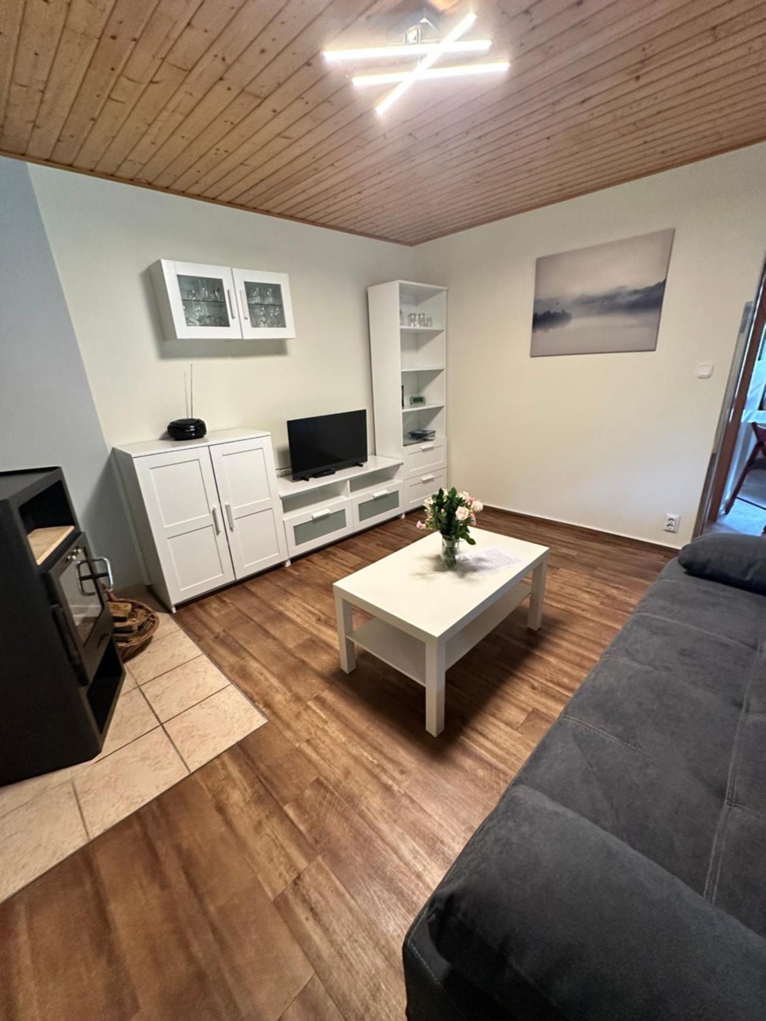 Bungalow Am Dobbertiner See Экстерьер фото